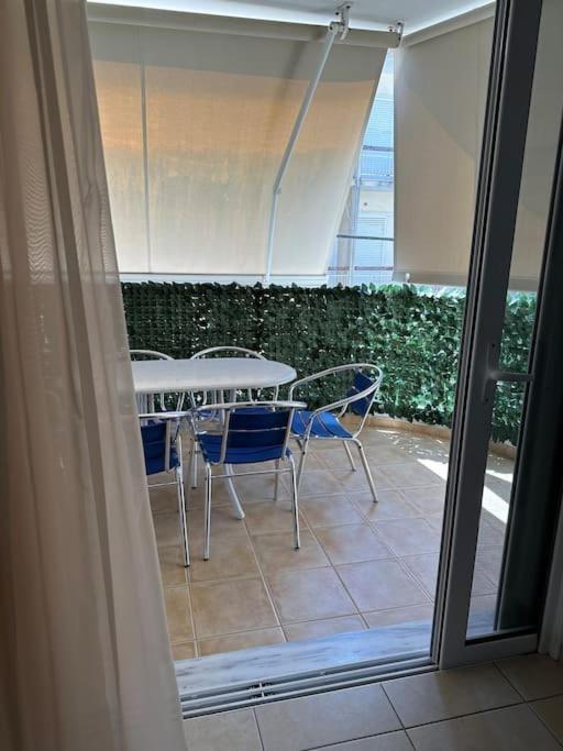 Riviera Beach, Seaside Spacious Apt. 아나비소스 외부 사진